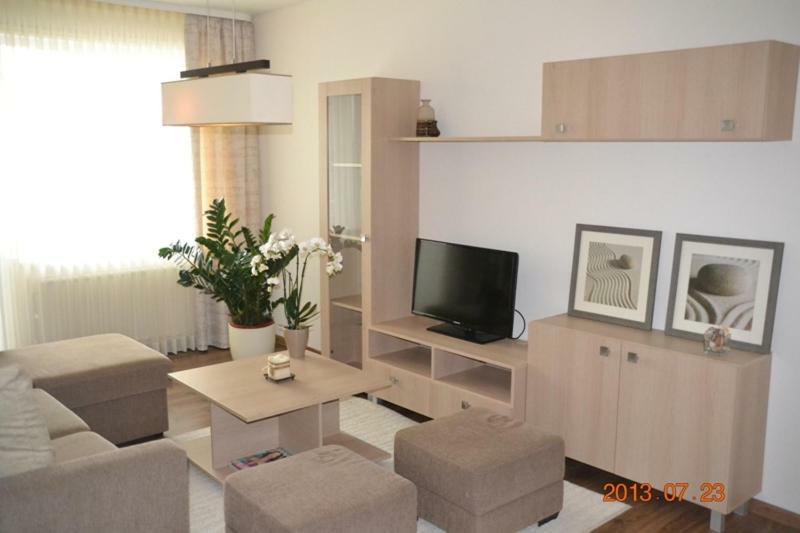 Apartamentai Dainu Šiauliai Екстериор снимка